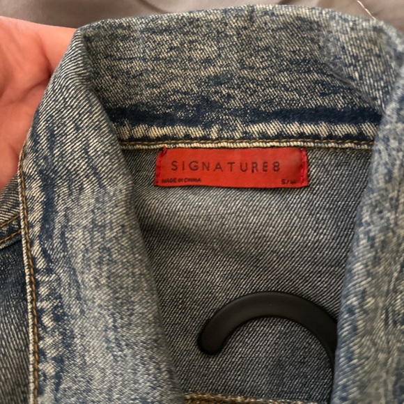 Custom painted denim jacket - Picture 3 of 4